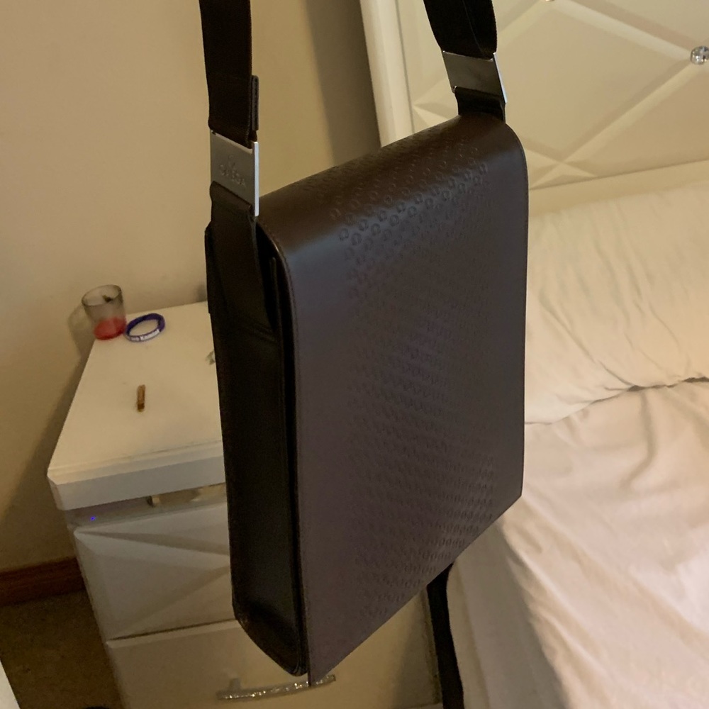 Omega Satchell (brown)